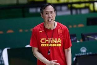 来了！北京男篮新外援杰伦-亚当斯昨日已经开始跟队训练
